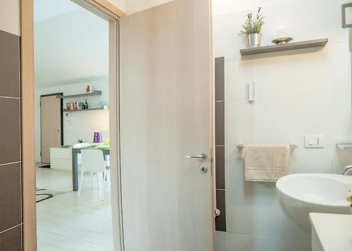 Apartment With Terrace San Frediano Area -4 People